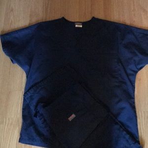 Dark blue Scrubs top/bottom